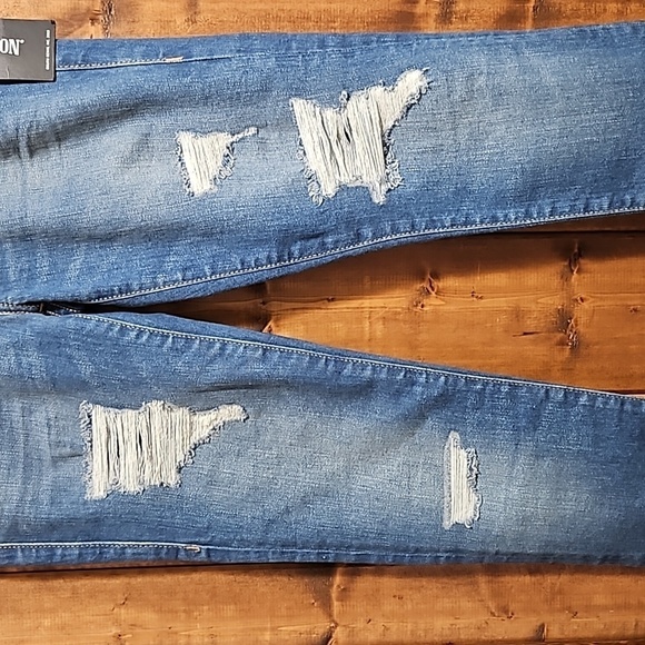 True Religion Halle Stretch Distressed Skinny Jeans Size 25 - Picture 4 of 16